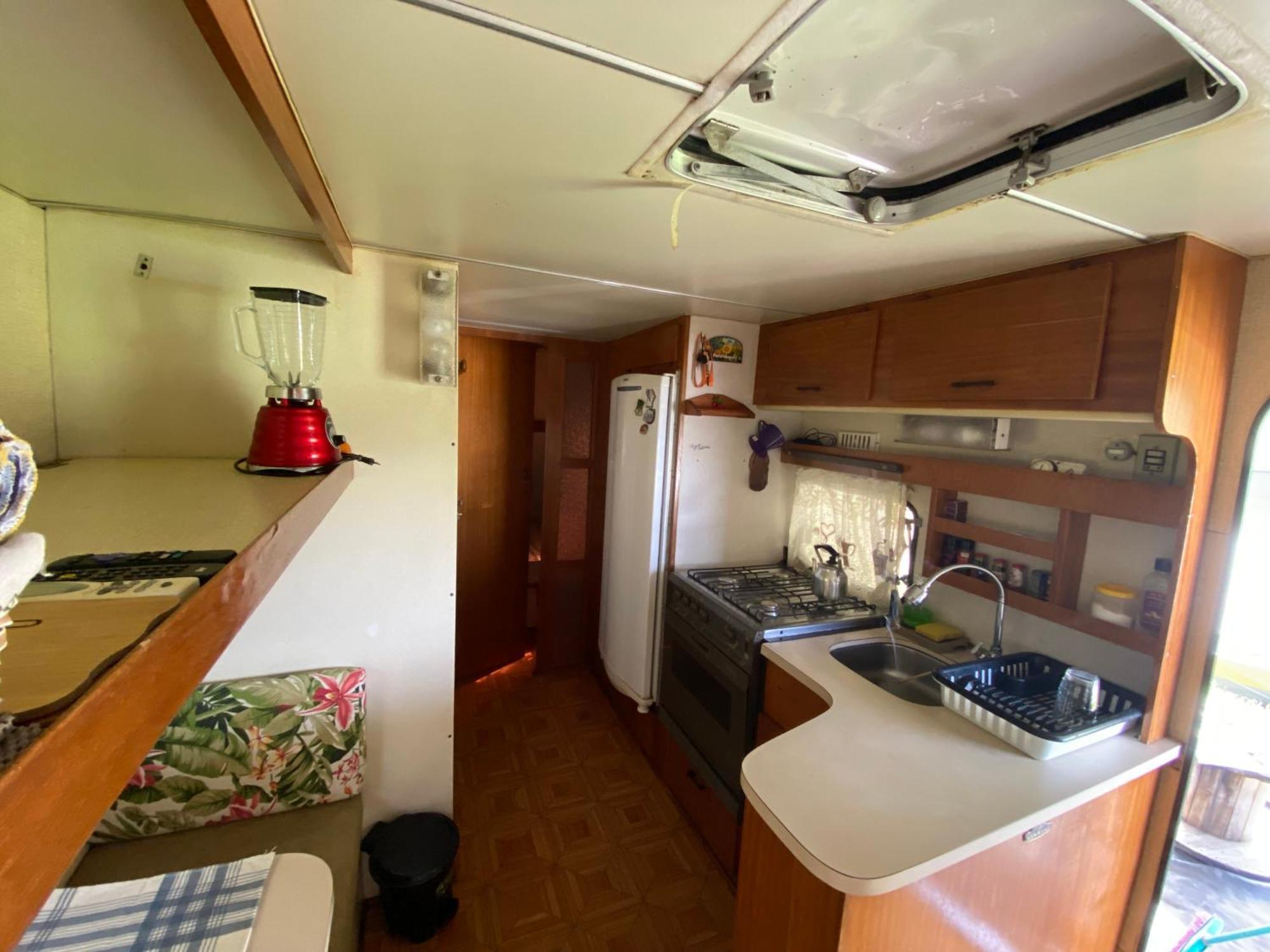 Trailer Em Sitio *
