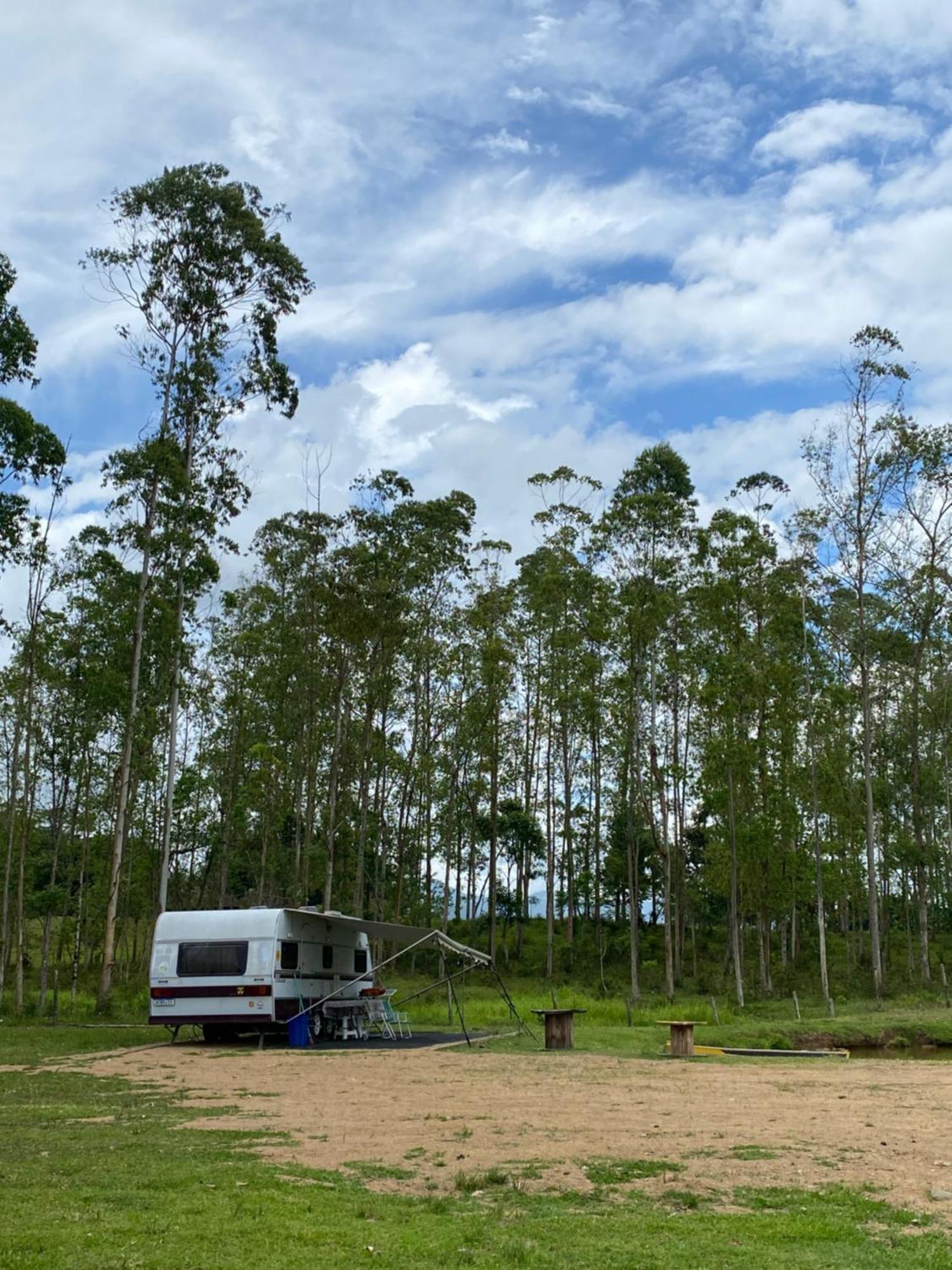 Trailer Em Sitio * Timbo (Santa Catarina)